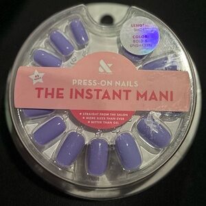 Olive & June Press-On Nails - The Instant Mani purple short